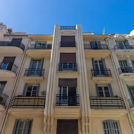 Open Sky Terrace Downtown